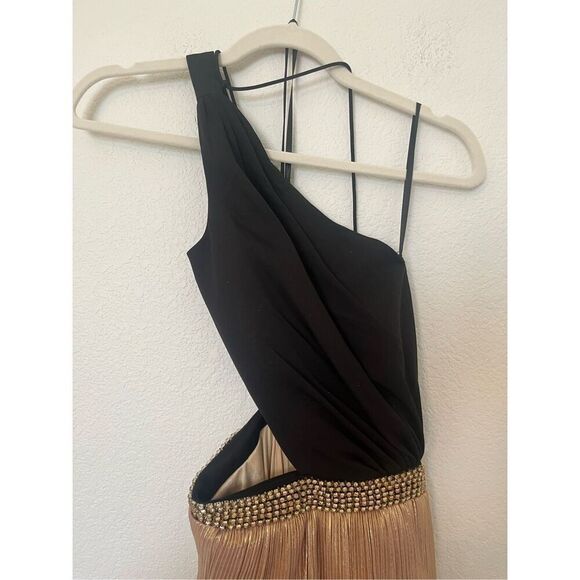 Mac Duggal Women's Ieena Metallic One Shoulder Ruffle Tiered Gown NEW NWT - Picture 6 of 11